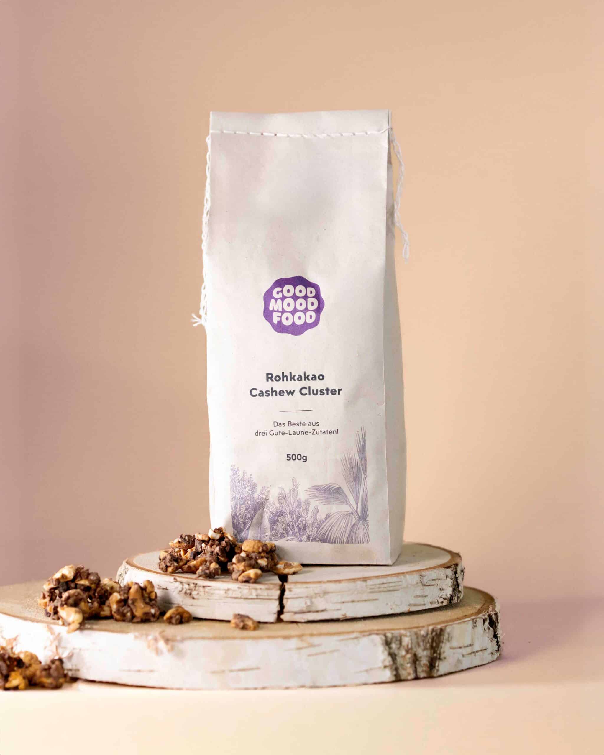 Gesunder Snack aus Rohkakao: Crunchy Cashew Cluster