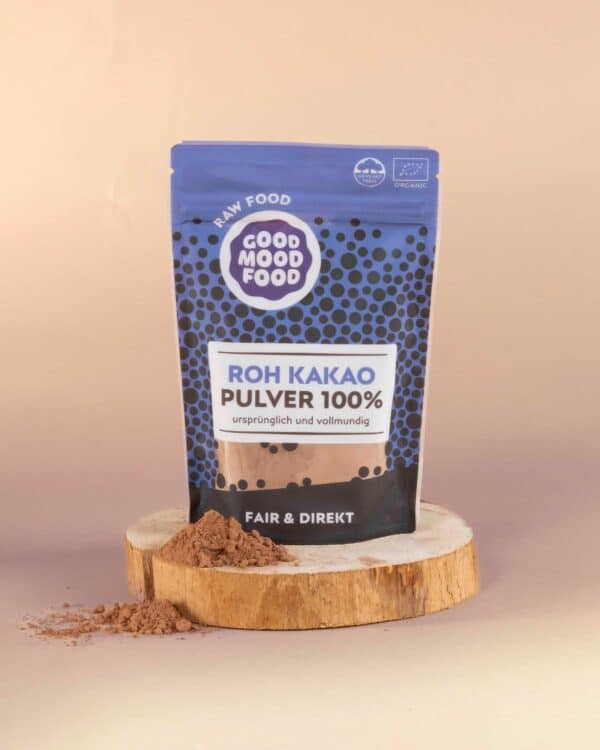 Schokoladiges rohes Kakao Pulver